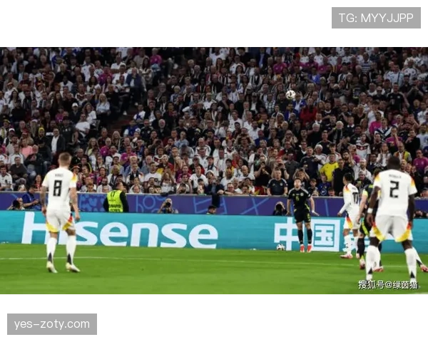 克罗斯关键战出球主导力凸显，节奏掌控远胜新援中场